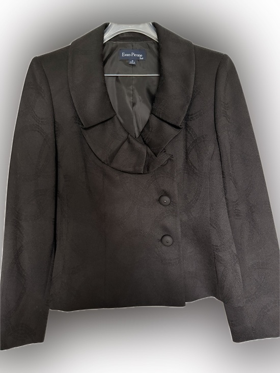 Evan Picone Jackets & Blazers - Evan Picone Black Textured Ruffle Collar Women's Jacket and skirt
